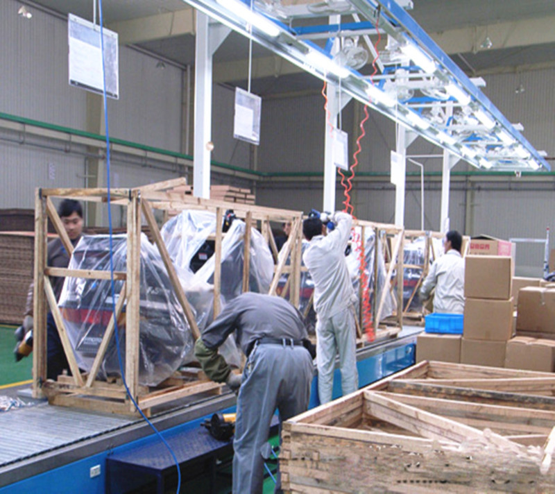 packing conveyor line.jpg